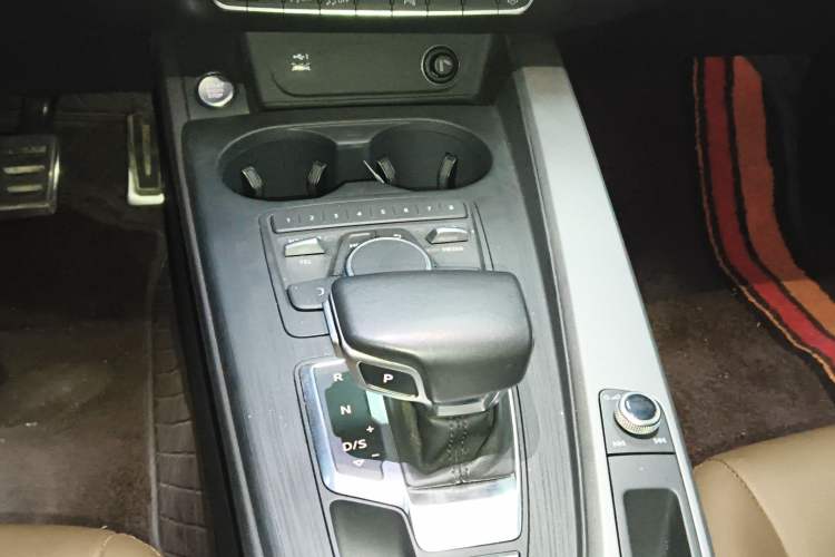 Used Audi A4L 2019 40 TFSI Ambition China VI