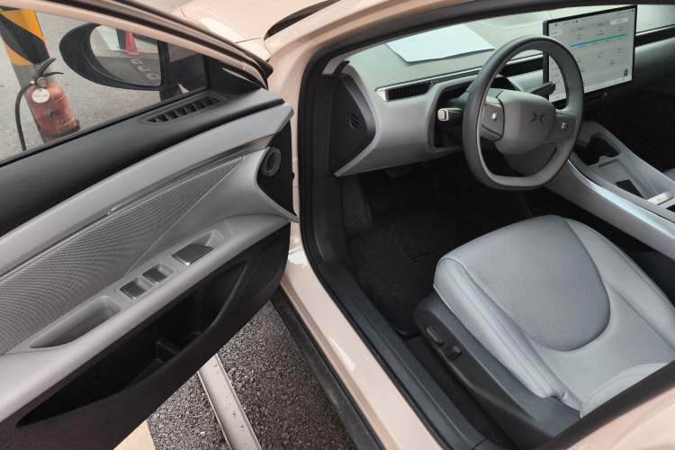 Used XPeng MONA M03 2024 620 with Ultra-Long Range
