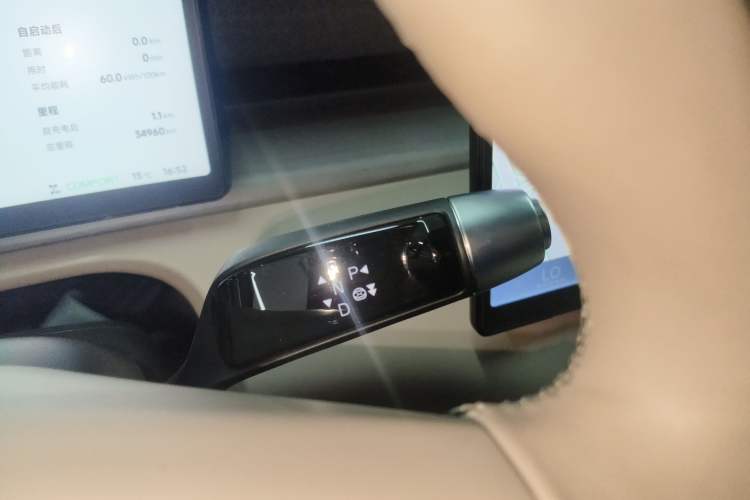 Used XPeng X9 2024 702 Ultra-Long Range Max
