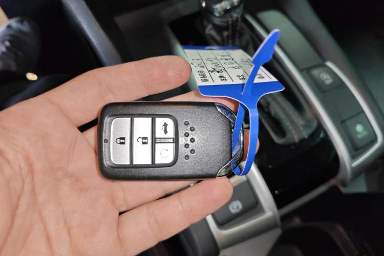 Used Honda Civic 2016 220TURBO CVT Luxury Edition
