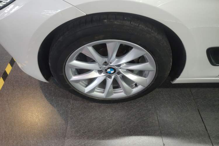 Used BMW 3 Series GT 2018 320i Sport Edition
