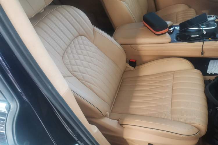 Used VOYAH Dream 2024 PHEV Ultra-Long Range Flagship Edition