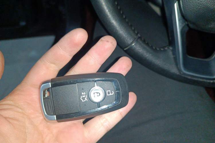 Used Ford Mondeo 2018 EcoBoost 180 Smart Control Fashion Model China VI Standard
