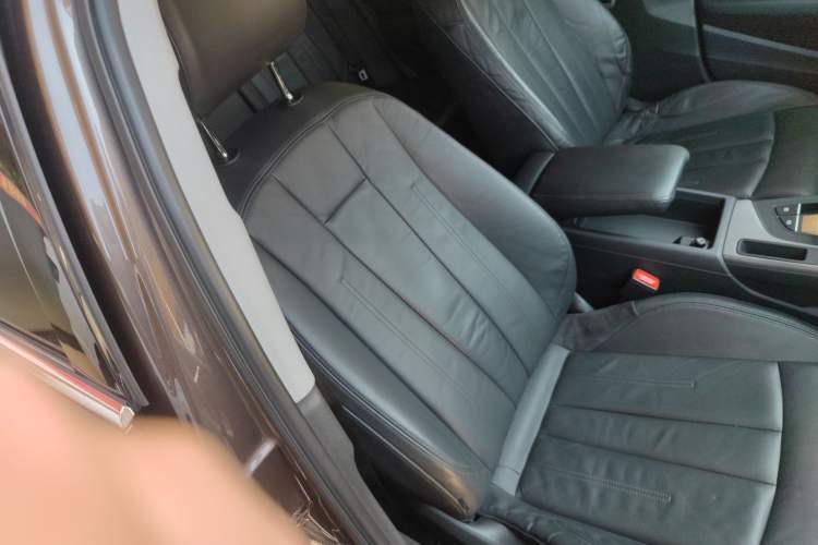 Used Audi A4L 2017 Plus 40 TFSI Ambition Model