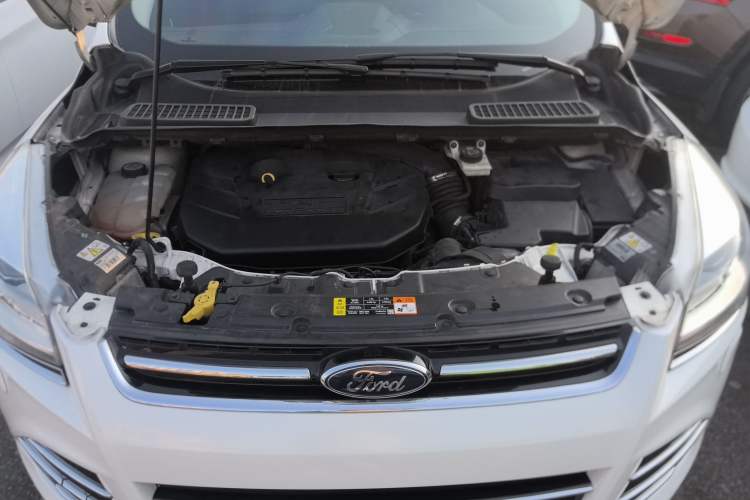 Used Ford Kuga 2013 2.0L GTDi Four-Wheel-Drive Sport Model
