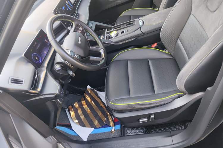 Used Haval H6S 2022 2.0T Two-Wheel Drive JoyRun Version
