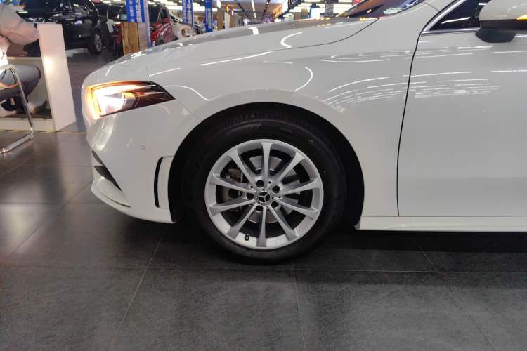 Used Mercedes-Benz A-Class 2022 Restyled A 200 L Sport Sedan Fashion Version