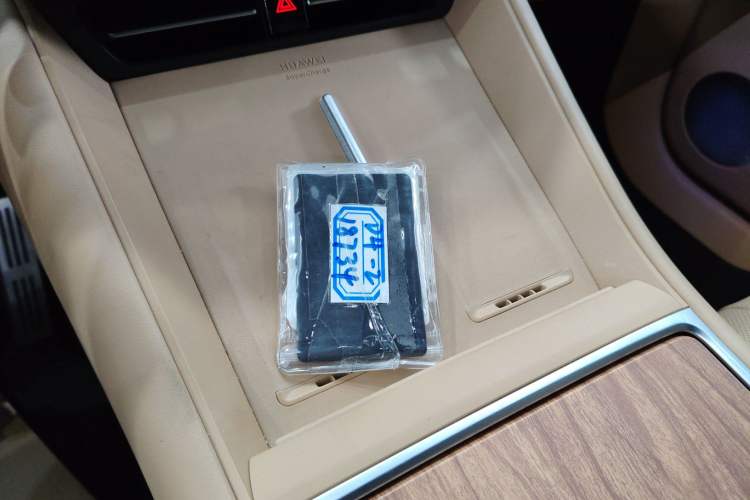 Used Hima Luxeed R7 2024 All-Electric 667 km Max
