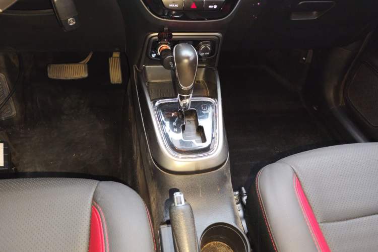 Used Changan CS15 2016 1.5L Automatic Fashion Edition
