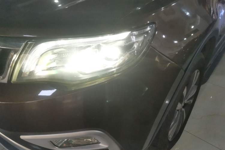 Used Geely Auto Emgrand X7 Sport 2016 1.8TD Automatic ZhiZun Version