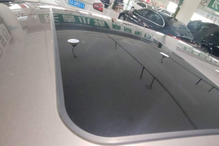 Used Volkswagen Magotan 2015 2.0 TSI Luxury Model
