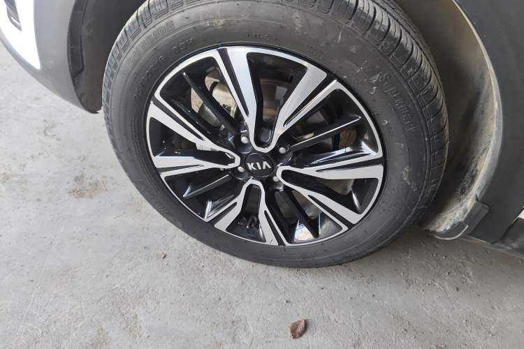 Used Kia kx1 Stonic 2019 1.4L Automatic Fun Edition China VI