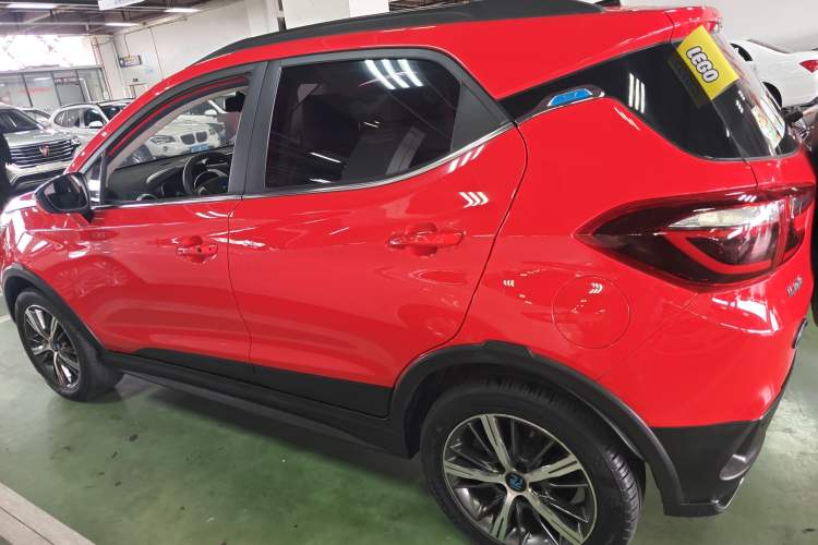 Used BYD Yuan New Energy 2018 EV360 Smart Connected Cool Model
