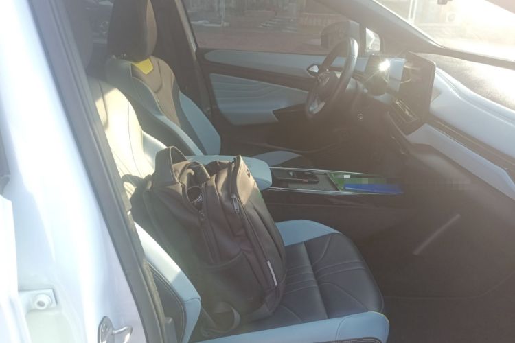 Used Volkswagen ID.4 X 2023 Ultra-Intelligent Long-Range Version
