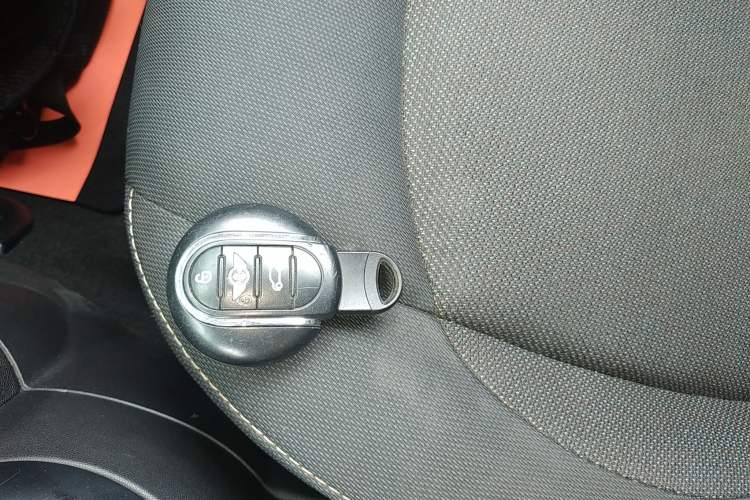 Used  MINI 2014 1.2T ONE+
