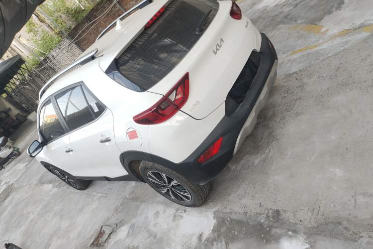 Used Kia kx1 Stonic 2021 1.4L CVT Fun Edition
