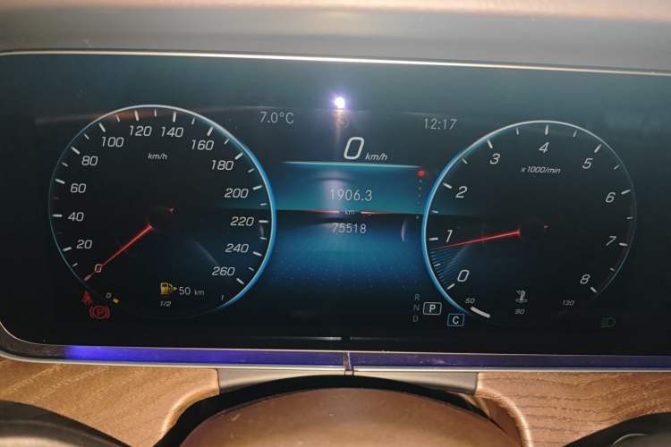 Used Mercedes-Benz E-Class 2022 Second Facelift E 300 L Fashion Edition
