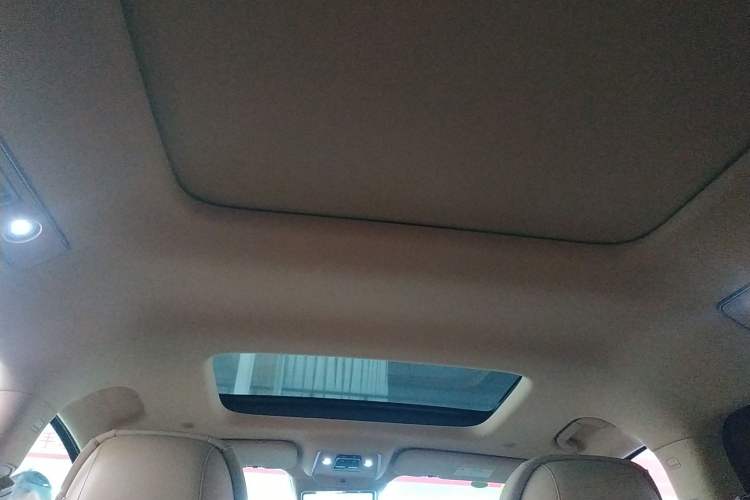 Used Denza D9 2025 DM-i Intelligent Drive 1020 Four-Wheel Drive Flagship Model