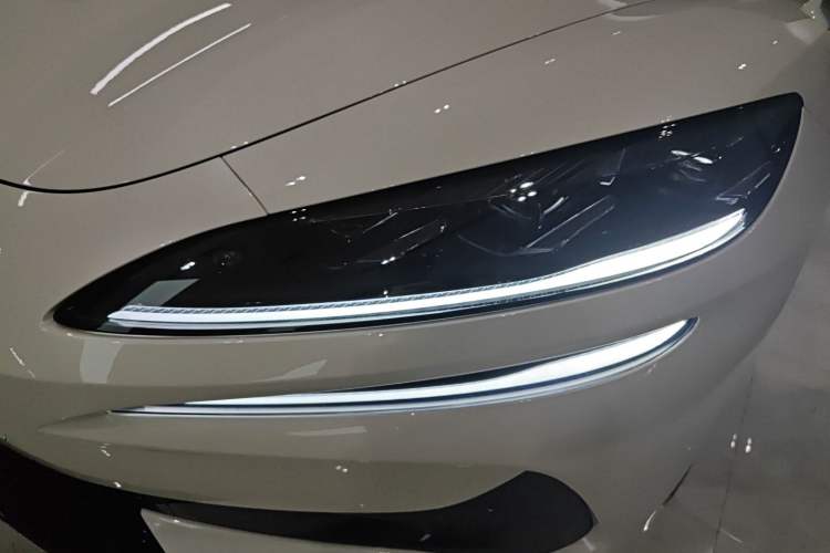 Used Denza Z9GT 2024 1100 Four-Wheel Drive Max Edition
