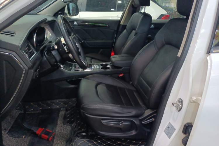 Used Zotye T600 2016 Sport Edition 2.0T DCT Luxury Model
