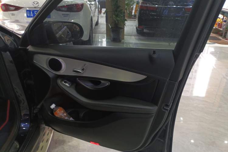 Used Mercedes-Benz GLC 2018 GLC 200 4MATIC
