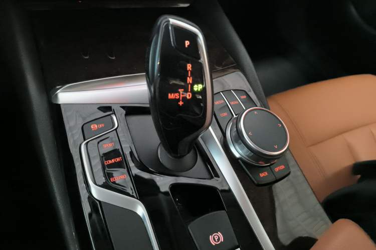 Used BMW 5 Series 2018 528Li Launch Special Edition
