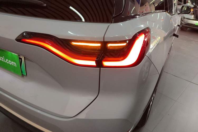 Used Nio ES8 2022 75 kWh Six-Seater Version
