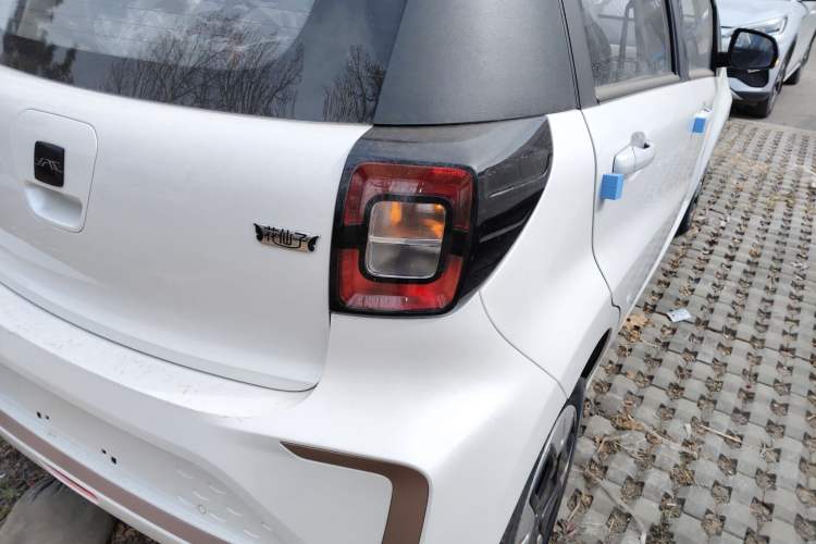 Used JAC Yiwei E10X 2024 Charming Edition 301km Lite