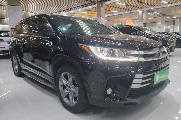 Used Toyota Highlander 2018 2.0T Four-Wheel Drive Luxury Edition 7 Seats China V Emission Standard
