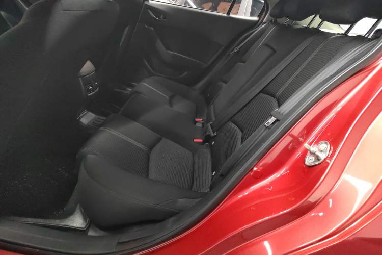 Used Mazda Mazda 3 Axela 2017 Sedan 1.5L Automatic Luxury Model China VI Standard