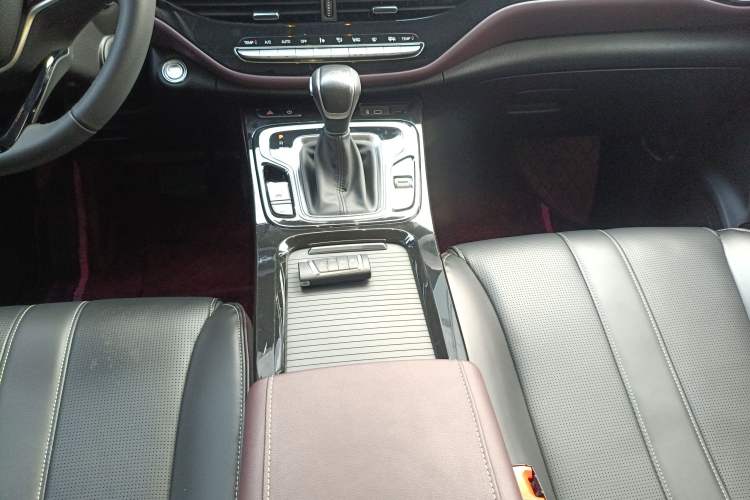 Used GAC Trumpchi M6 2023 PRO 270T DCT Luxury Edition
