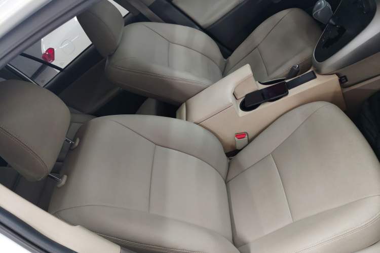 Used Toyota Verso 2015 180E CVT Crossover Edition