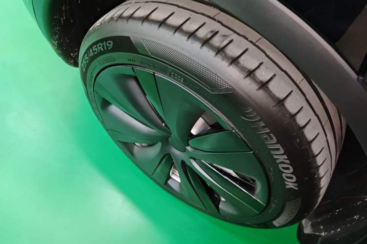 Used Tesla Model Y 2022 Revised Version Long-Range All-Wheel Drive
