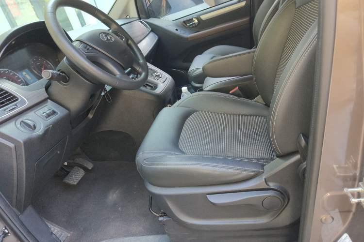 Used SAIC MAXUS G10 2018 PLUS 2.0T Automatic Elite Edition