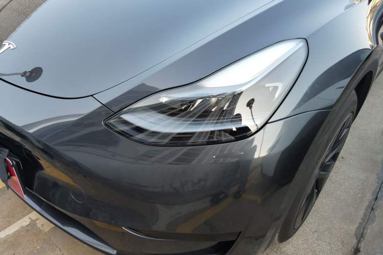 Used Tesla Model Y 2024 Rear-Wheel-Drive Version
