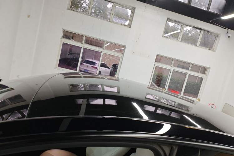 Used Tesla Model Y 2023 Long-Range All-Wheel-Drive Version