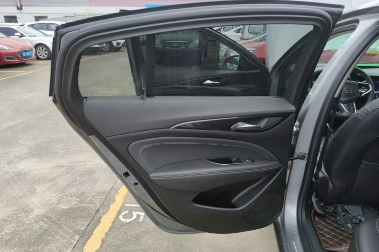 Used Buick Regal 2024 25T Deluxe Edition
