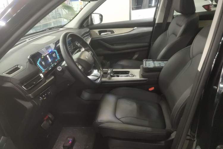 Used  Lanyue 2022 Explore Edition 400T Two-Wheel Drive Star Edition 5 Seats
