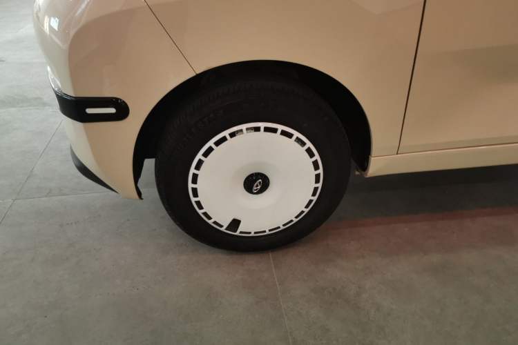 Used Chery QQ Ice Cream 2023 170km Milkshake – Lithium Iron Phosphate
