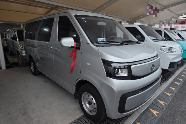 Used Chana Ruixing EM80 2025 Passenger Version Comfort Model 6 Seats 260 km Twin-Door Design 60 kW