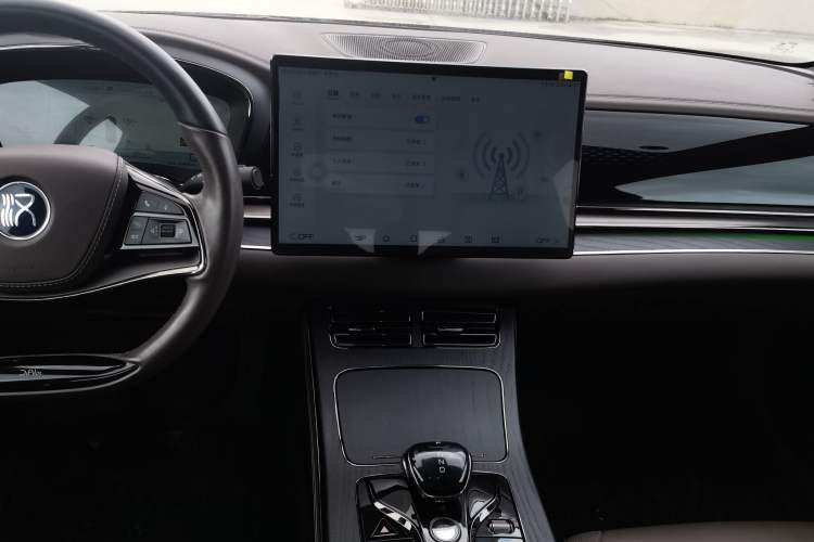 Used BYD Han 2023 EV Champion Edition 610KM All-Wheel-Drive Flagship Model