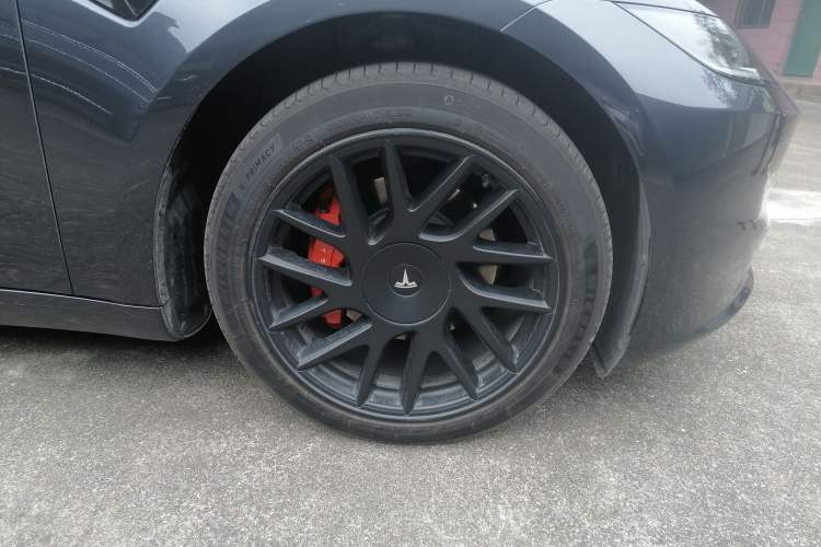 Used Tesla Model 3 2023 Rear-Wheel-Drive Version
