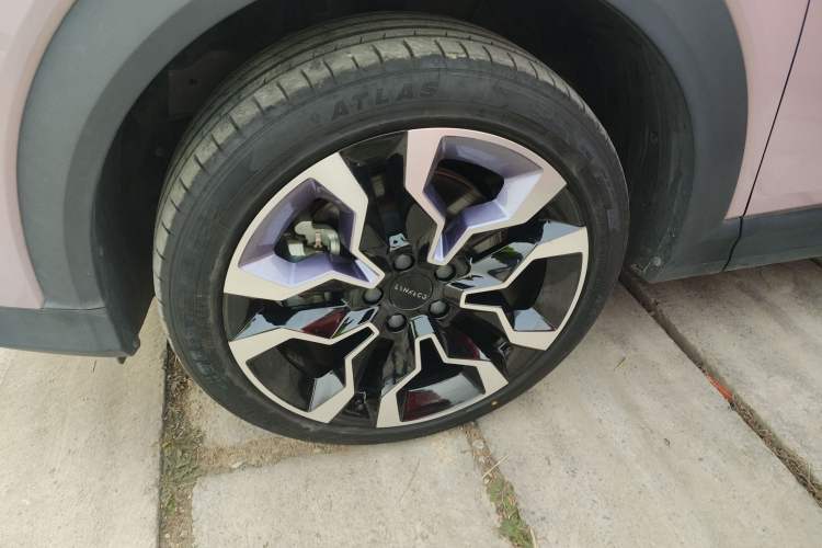 Used Lynk & Co 06 2023 Remix 1.5T Shero
