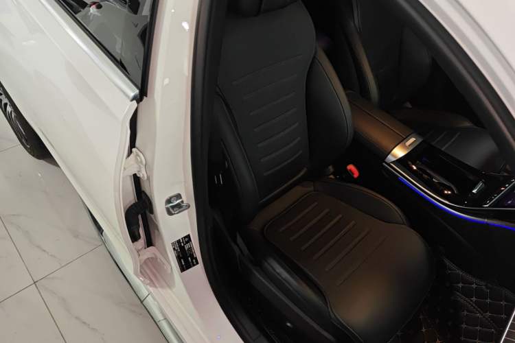 Used Mercedes-Benz C-Class 2024 Restyled C 260 L Sport Edition
