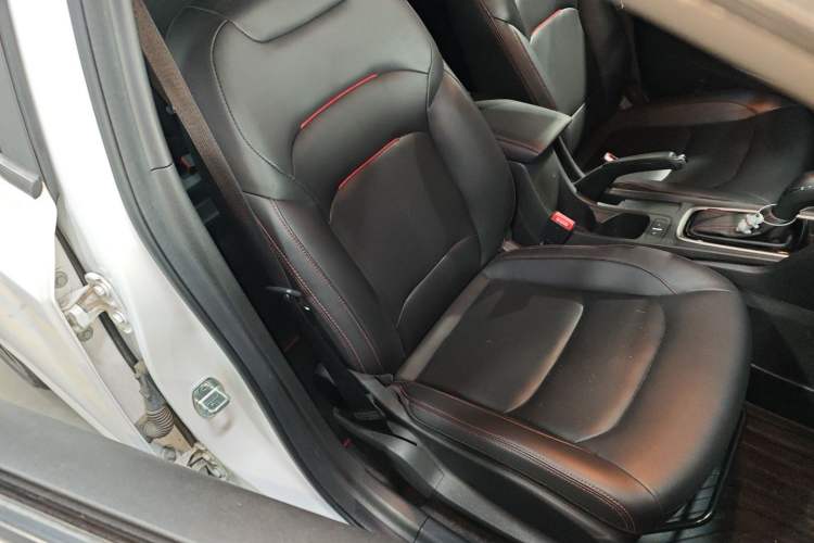 Used Chevrolet Monza 2020 Light Hybrid RS 330T Automatic Thrill Edition
