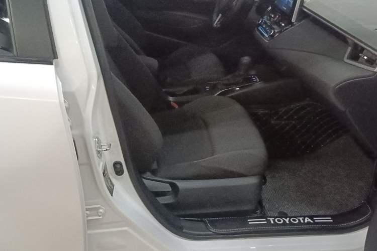 Used Toyota Levin 2021 185T CVT Luxury Edition
