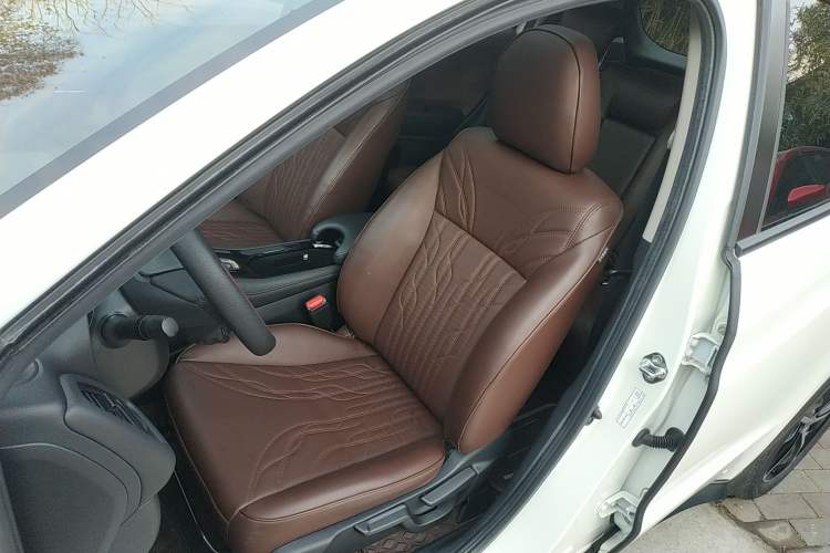 Used Honda Vezel 2020 1.5L CVT Pioneer Edition
