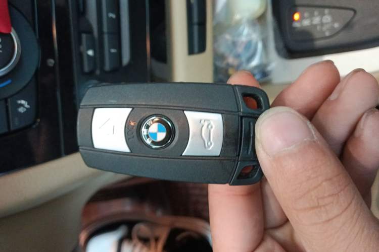 Used BMW X1 2012 sDrive18i Luxury Edition
