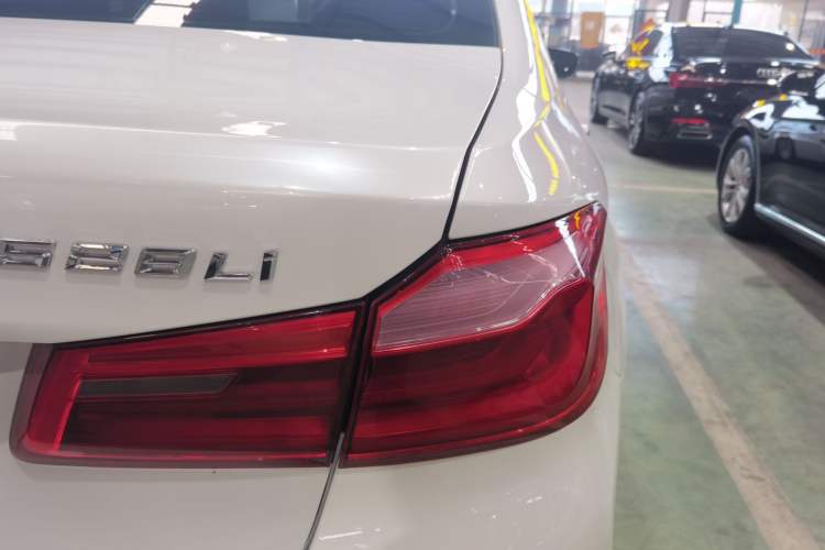 Used BMW 5 Series 2018 525Li M Sport Package
