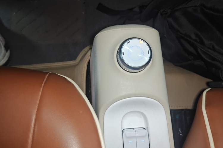 Used Wuling Hongguang MINIEV 2024 3rd Generation 215km Advanced Version